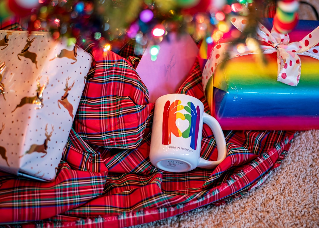 Kolor khaki jaki to kolor – wyjaśnienie i porady stylizacyjne